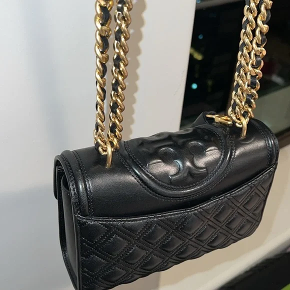 Tory Burch Small Fleming Convertible Shoulder Bag - Picture 4 of 6